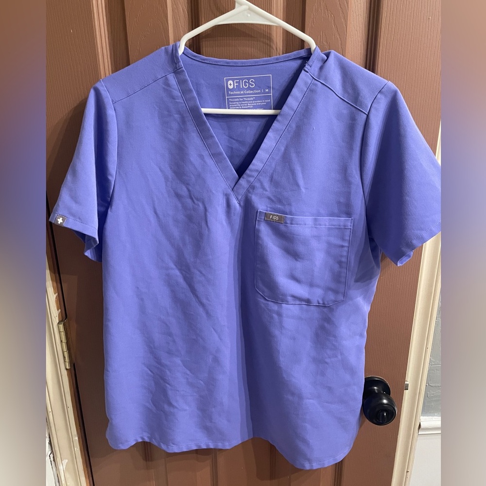 Caterina One-Pocket Scrub Top